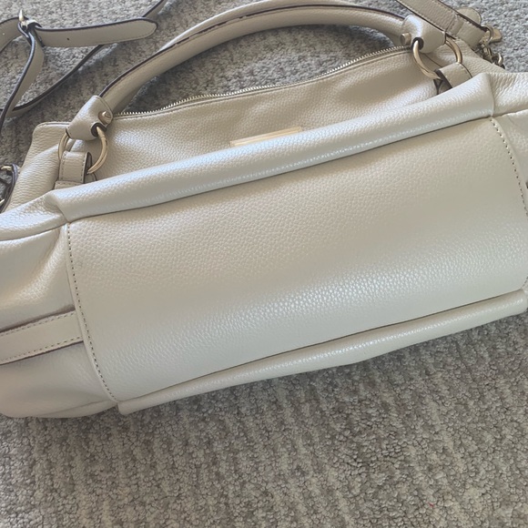 White Charles and Keith Shoulder Bag with Strap - Picture 4 of 8